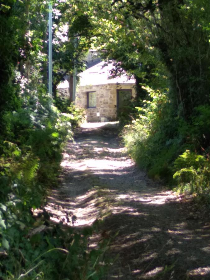 Le Gite Du Passage Плугастель-Даулас Экстерьер фото